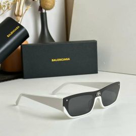 Picture of Balenciga Sunglasses _SKUfw54026918fw